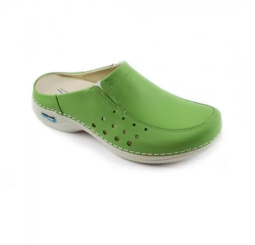 18-Saboti-medicali-din-piele-naturala--lavabili--Nursingcare-Wash-Go-Berlin--verde-deschis