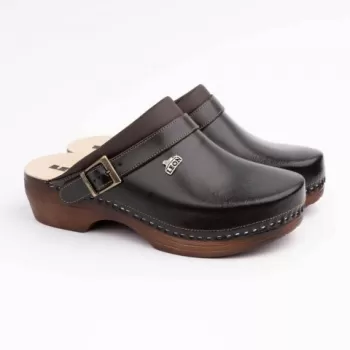 Saboti medicali, unisex, din piele neperforata, maro, Leon PU101-1