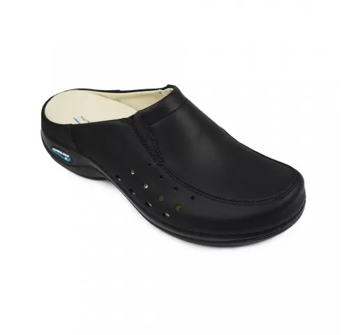 11-Saboti-medicali-din-piele-naturala--lavabili--Nursingcare-Wash-Go-Berlin--negru
