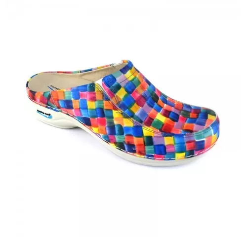 13-Saboti-medicali-din-piele-naturala--lavabili--Nursingcare-Wash-Go-Paris--patratele-colorate