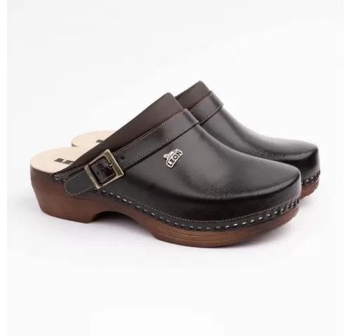 Saboti medicali, unisex, din piele neperforata, maro, Leon PU101-1