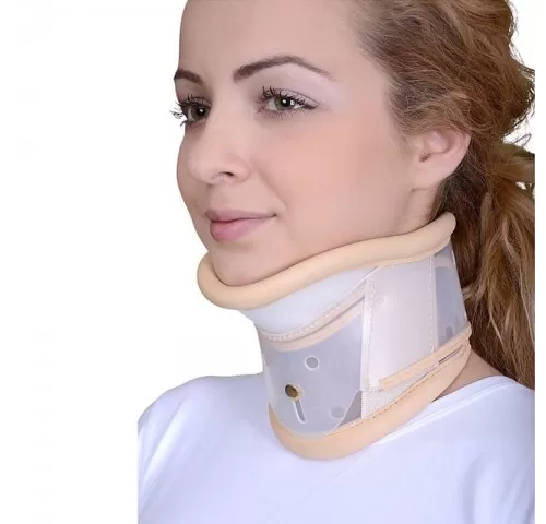 23-Guler-cervical-rigid-cu-suport-barbie---ARN101