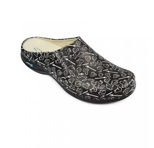 12-Saboti-medicali-din-piele-naturala--lavabili--Nursingcare-Wash-Go-Berlin--Kitchen