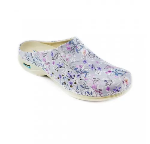 15-Saboti-medicali-din-piele-naturala--lavabili--Nursingcare-Wash-Go-Berlin--Primavera